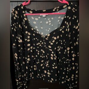 American eagle floral blouse